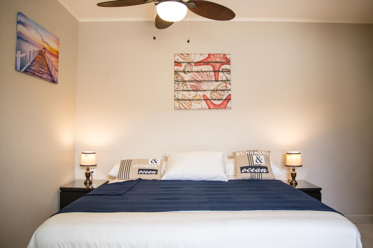 The Pier Beach Inn & Suites Willemstad Exteriér fotografie